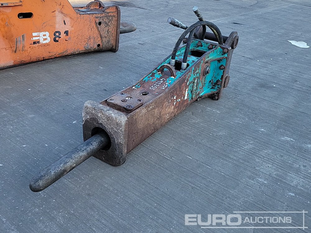 Demaco Hydraulic Breaker 65mm Pin to suit 13 Ton Excavator - Hydraulic hammer: picture 1 Demaco Hydraulic Breaker 65mm Pin to suit 13 Ton Excavator - Hydraulic hammer: picture 1