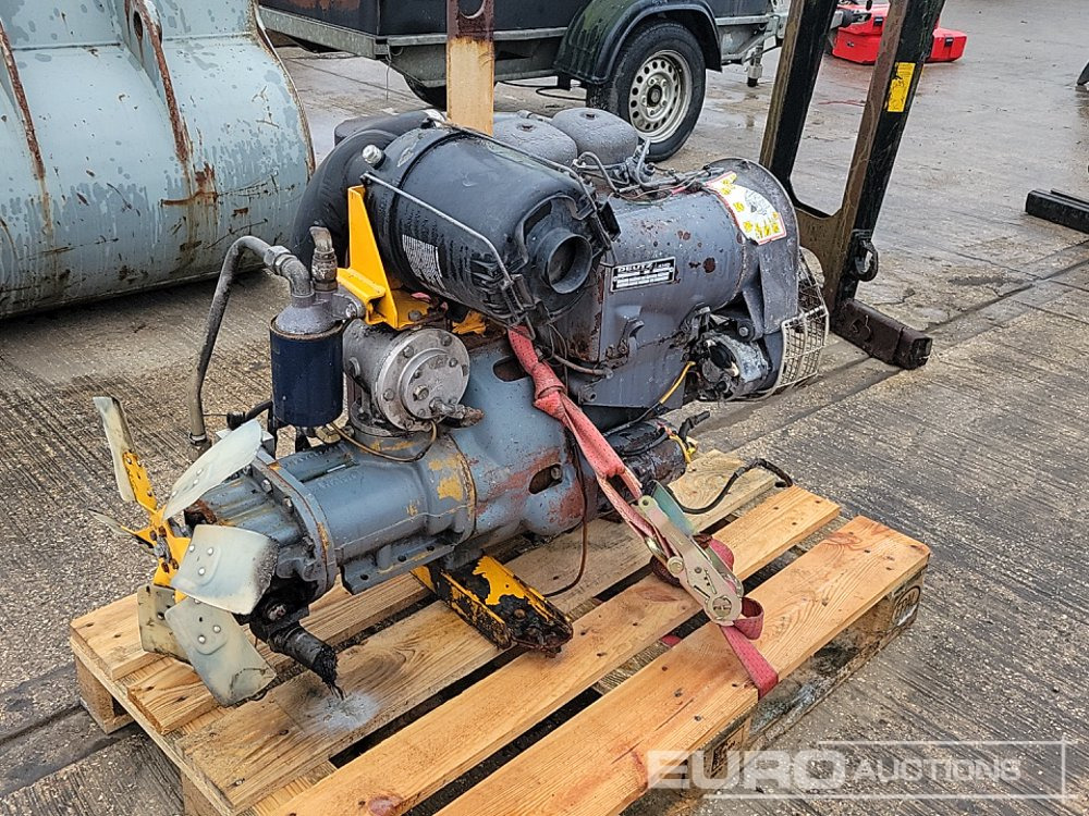 Deutz 2 Cylinder Engine - Engine: picture 1 Deutz 2 Cylinder Engine - Engine: picture 1
