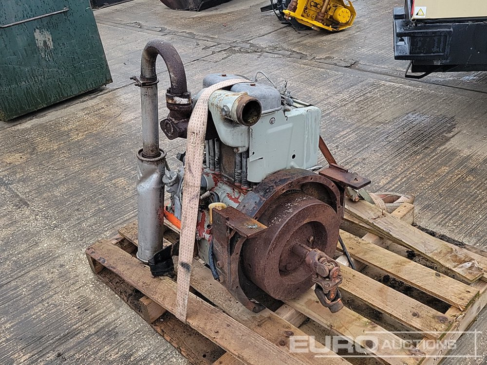 Deutz 2 Cylinder Engine - Engine: picture 3 Deutz 2 Cylinder Engine - Engine: picture 3