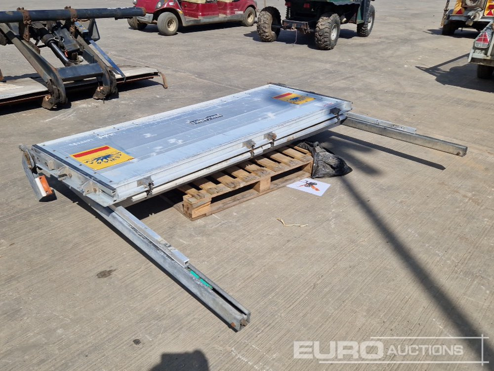 Dhollandia Electric Tail Lift - Tail lift: picture 3 Dhollandia Electric Tail Lift - Tail lift: picture 3