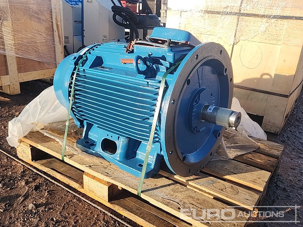 Electric Motor - Electrical system for Construction machinery: picture 1 Electric Motor - Electrical system for Construction machinery: picture 1