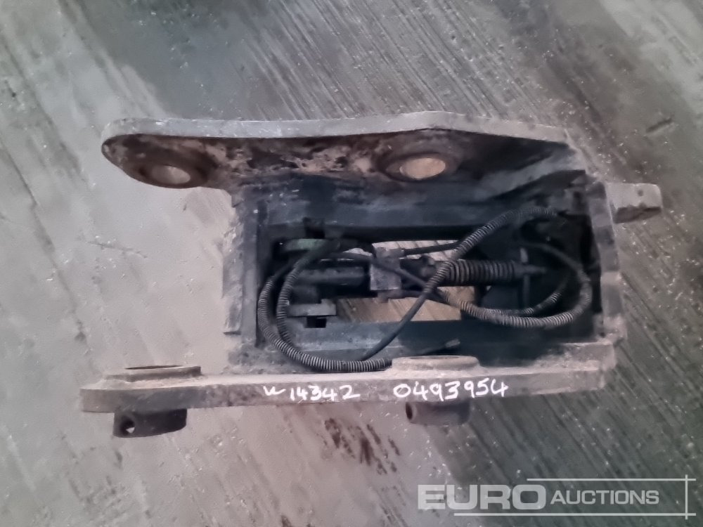 Quick coupler Geith Hydraulic Double Lock Quick Hitch 80mm Pin to suit 20 Ton Excavator: picture 9