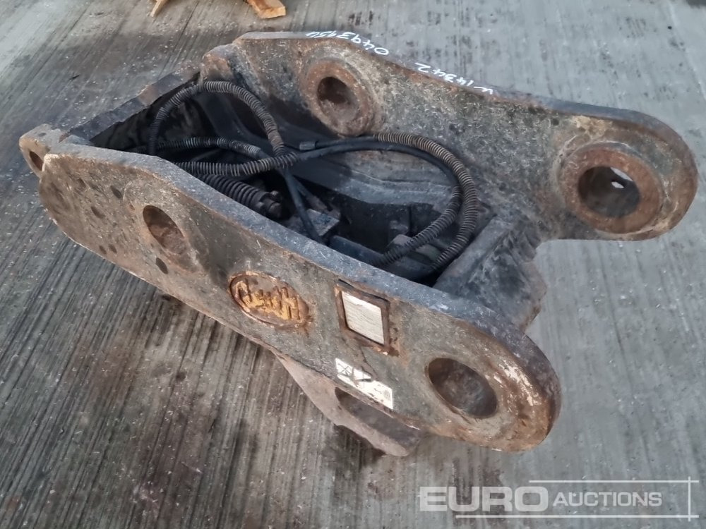 Quick coupler Geith Hydraulic Double Lock Quick Hitch 80mm Pin to suit 20 Ton Excavator: picture 13