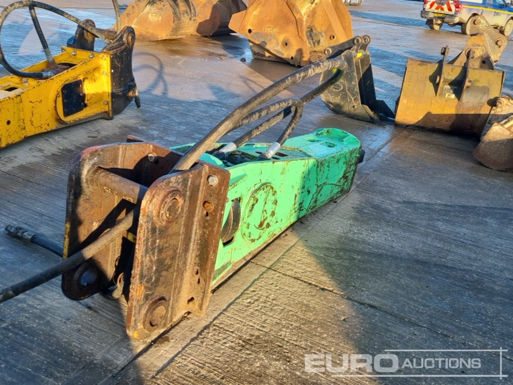 Hydraulic Breaker 65mm Pin to suit 13 Ton Excavator - Hydraulic hammer: picture 5 Hydraulic Breaker 65mm Pin to suit 13 Ton Excavator - Hydraulic hammer: picture 5