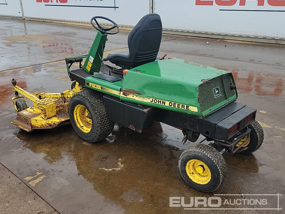 John Deere F935 - Garden mower: picture 3 John Deere F935 - Garden mower: picture 3