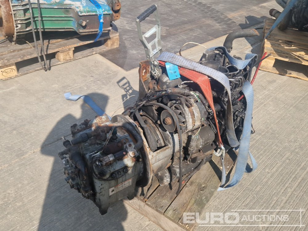 Kubota 4 Cylinder Engine, Pump - Engine: picture 5 Kubota 4 Cylinder Engine, Pump - Engine: picture 5
