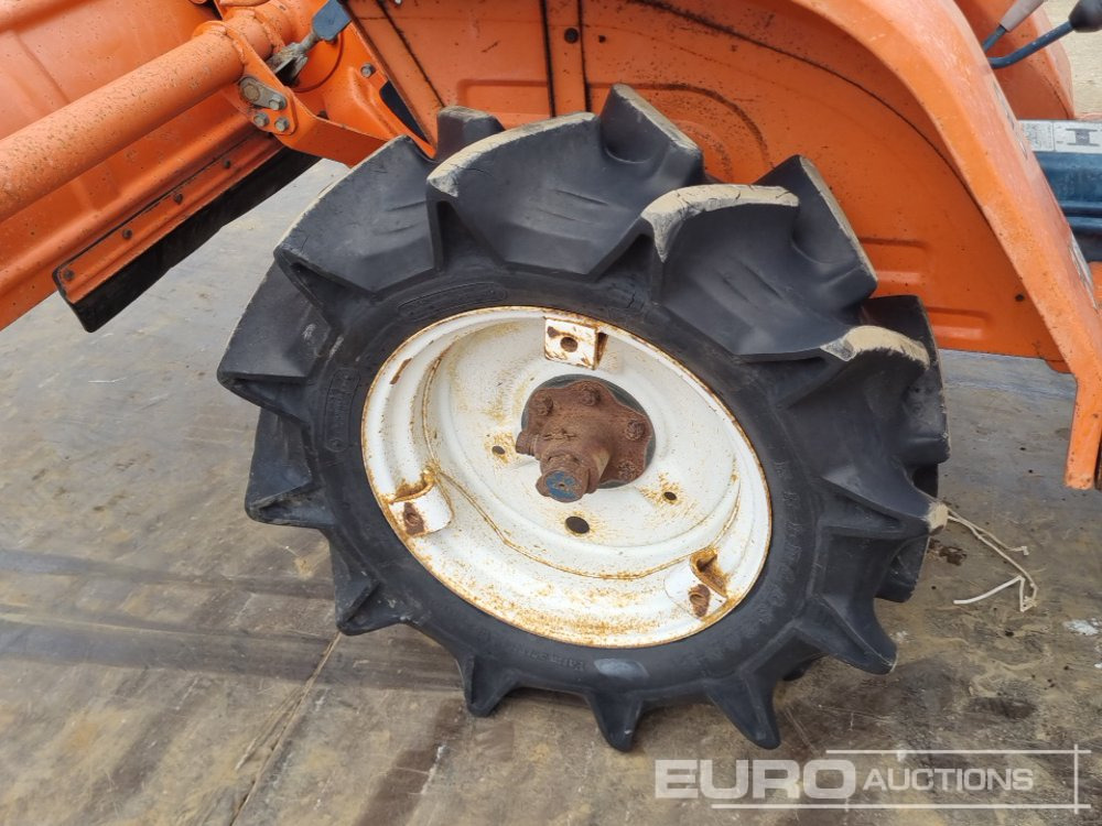 Mini tractor Kubota B1400: picture 12