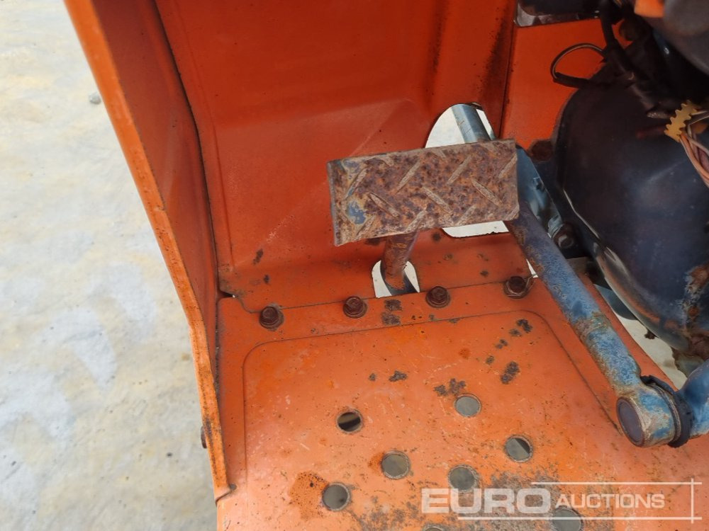 Mini tractor Kubota B1400: picture 23