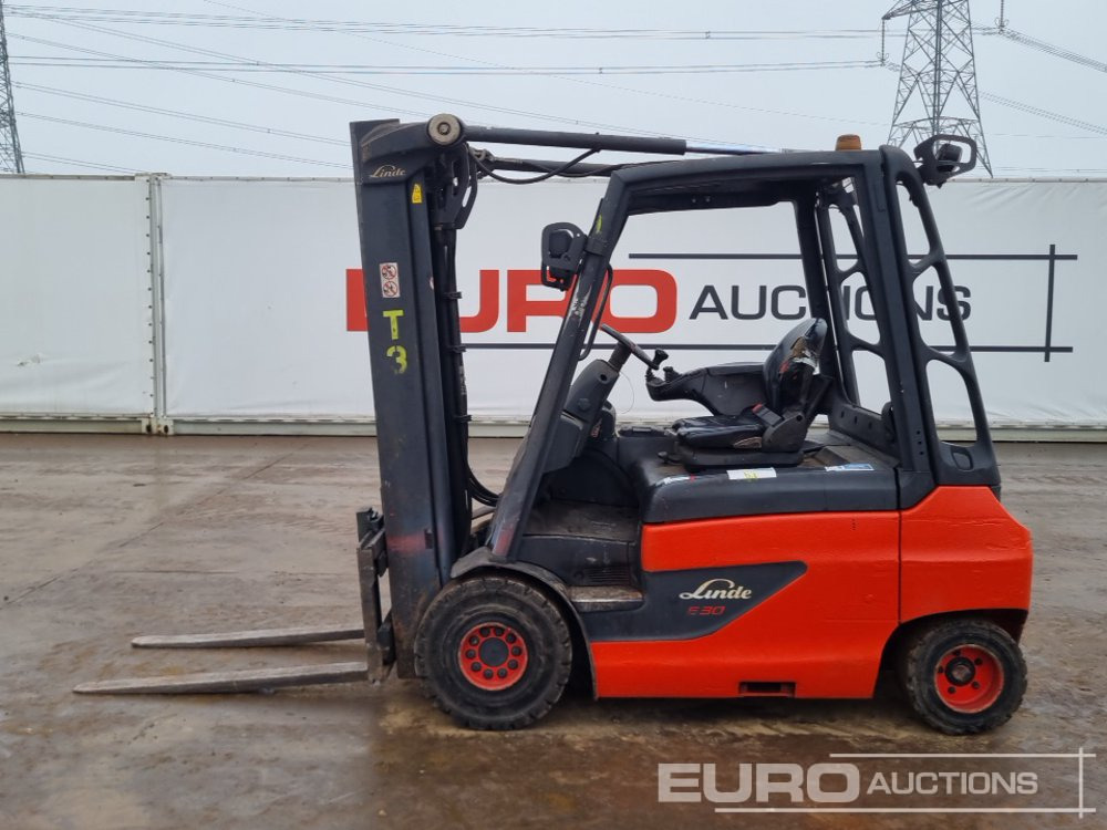 Linde E30-01 - Forklift: picture 2 Linde E30-01 - Forklift: picture 2