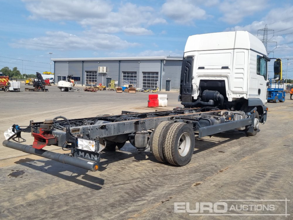 MAN TGL12.220 - Cab chassis truck: picture 5 MAN TGL12.220 - Cab chassis truck: picture 5