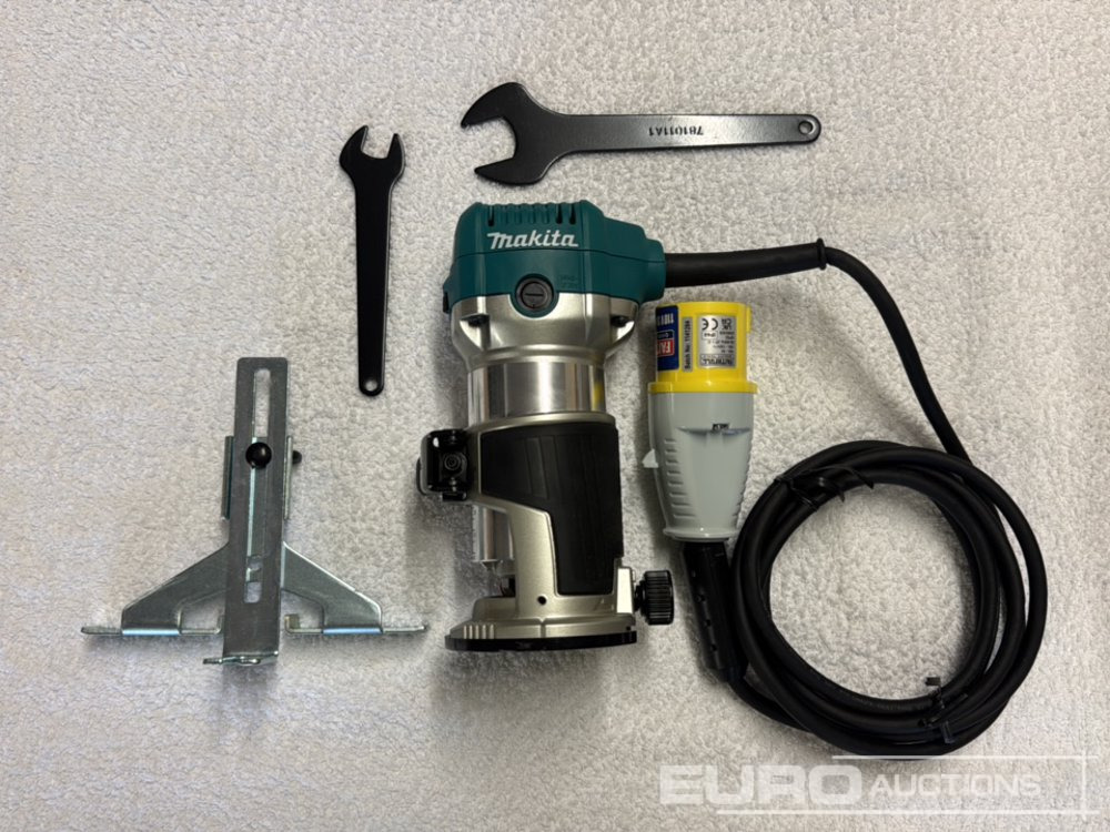Makita RT0701C - Construction equipment: picture 1 Makita RT0701C - Construction equipment: picture 1