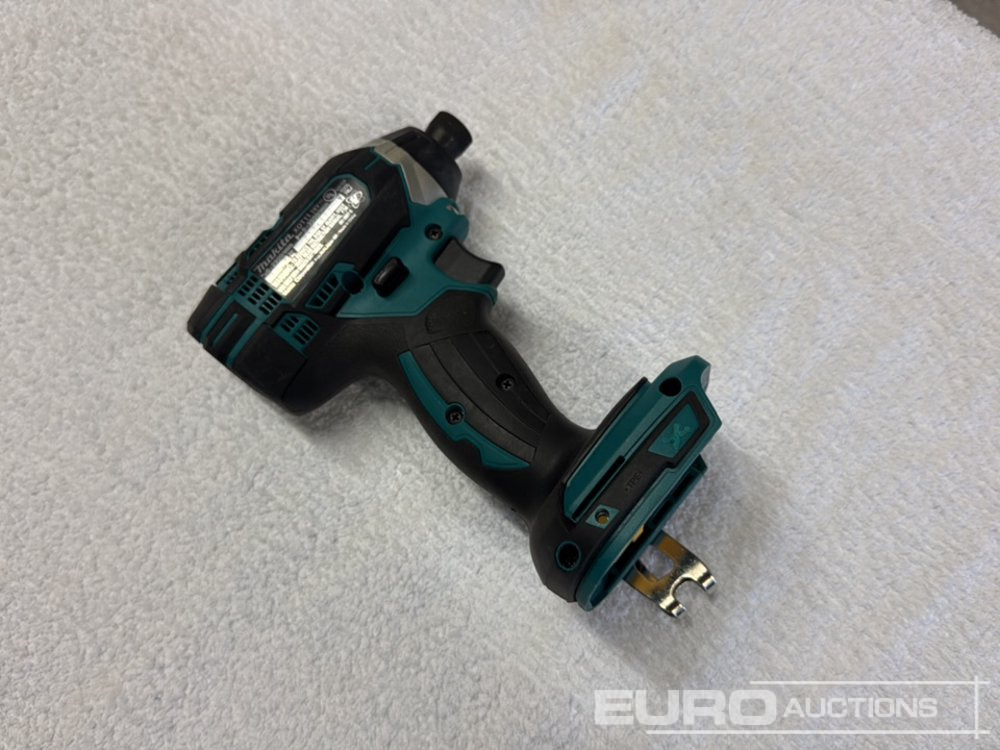 Makita XDT11Z - Construction equipment: picture 5 Makita XDT11Z - Construction equipment: picture 5
