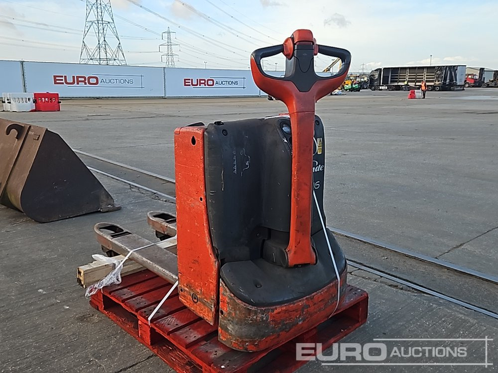 Linde T16 - Material handling equipment: picture 3 Linde T16 - Material handling equipment: picture 3