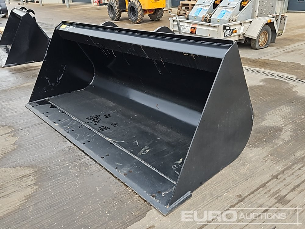 Unused Strickland 90" Loading Bucket to suit Manitou Telehandler - Material handling equipment: picture 1 Unused Strickland 90" Loading Bucket to suit Manitou Telehandler - Material handling equipment: picture 1