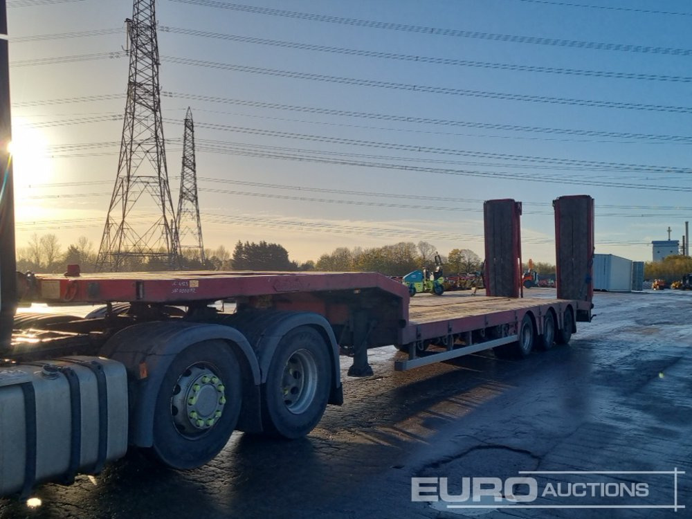 Nooteboom 0SDS-48-03 - Low loader semi-trailer: picture 1 Nooteboom 0SDS-48-03 - Low loader semi-trailer: picture 1