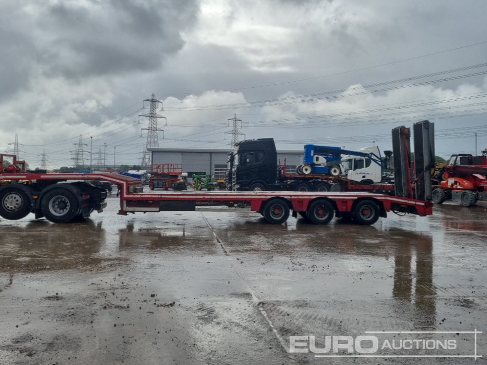 Nooteboom Tri Axle Stepframe Low Loader Trailer, Rear Steer, Hydraulic Fliptoe Ramps, Winch - Low loader semi-trailer: picture 2 Nooteboom Tri Axle Stepframe Low Loader Trailer, Rear Steer, Hydraulic Fliptoe Ramps, Winch - Low loader semi-trailer: picture 2