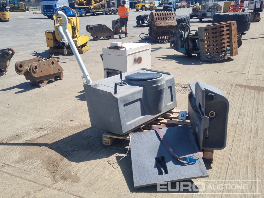 Portable Toilet (Spares) - Construction equipment: picture 4 Portable Toilet (Spares) - Construction equipment: picture 4