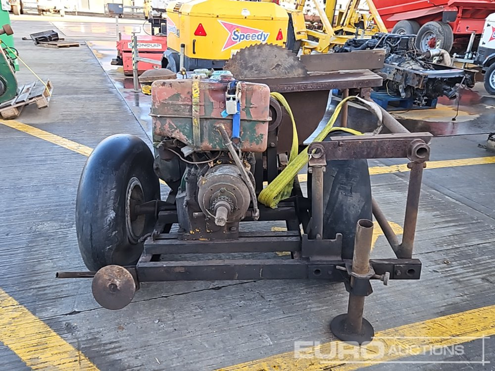 Single Axle Draw Table Saw, Lister Dursley Engine - Construction equipment: picture 4 Single Axle Draw Table Saw, Lister Dursley Engine - Construction equipment: picture 4