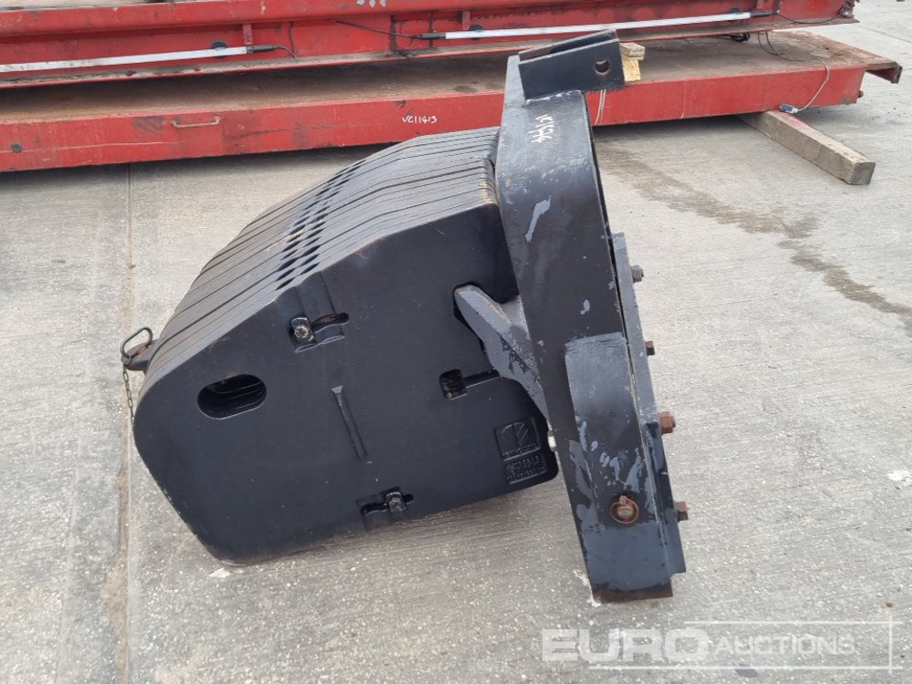 New Holland Front Weights to suit Tractor - Spare parts: picture 2 New Holland Front Weights to suit Tractor - Spare parts: picture 2