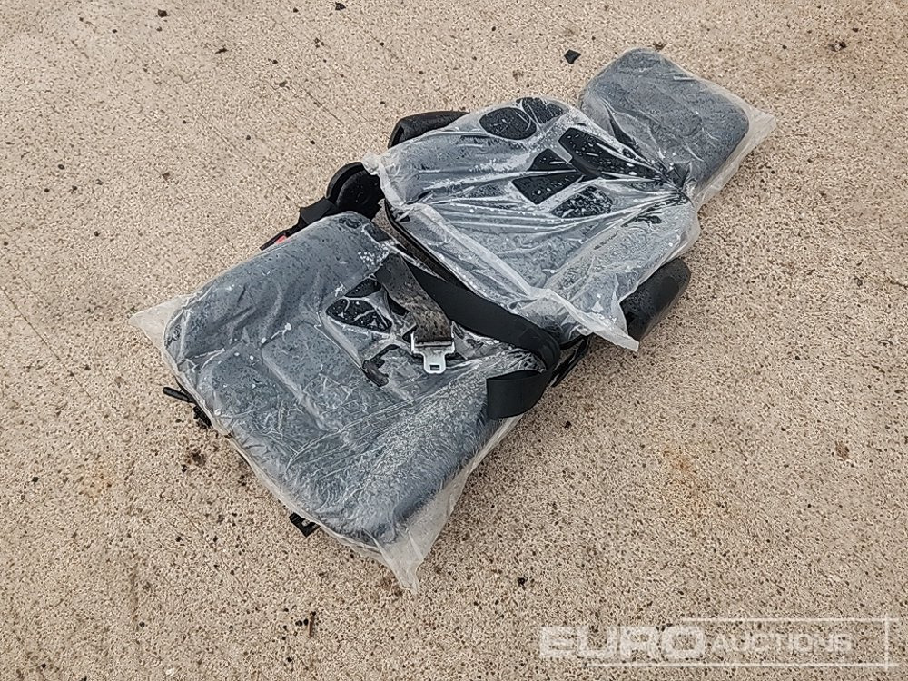 Unused 2025 Machine Seat - Spare parts: picture 2 Unused 2025 Machine Seat - Spare parts: picture 2