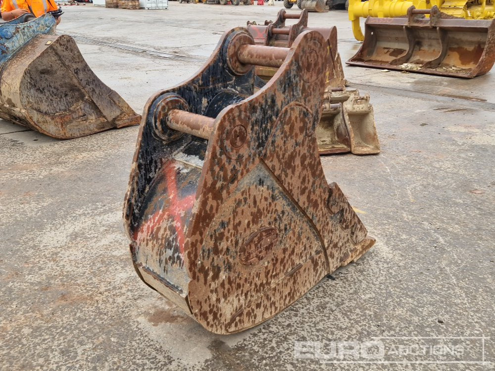 Strickland 18" Digging Bucket 80mm Pin to suit 20 Ton Excavator - Bucket: picture 5 Strickland 18" Digging Bucket 80mm Pin to suit 20 Ton Excavator - Bucket: picture 5