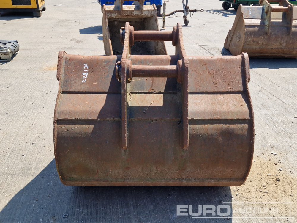 Strickland 48" Digging Bucket 65mm Pin to suit 13 Ton Excavator - Bucket: picture 4 Strickland 48" Digging Bucket 65mm Pin to suit 13 Ton Excavator - Bucket: picture 4