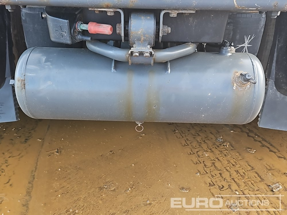 Tractor unit 2017 DAF CF440: picture 38