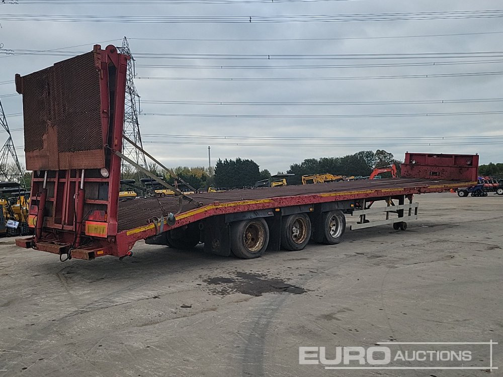 Tri Axle Low Loader Trailer, Winch, Hydraulic Ramp - Low loader semi-trailer: picture 5 Tri Axle Low Loader Trailer, Winch, Hydraulic Ramp - Low loader semi-trailer: picture 5