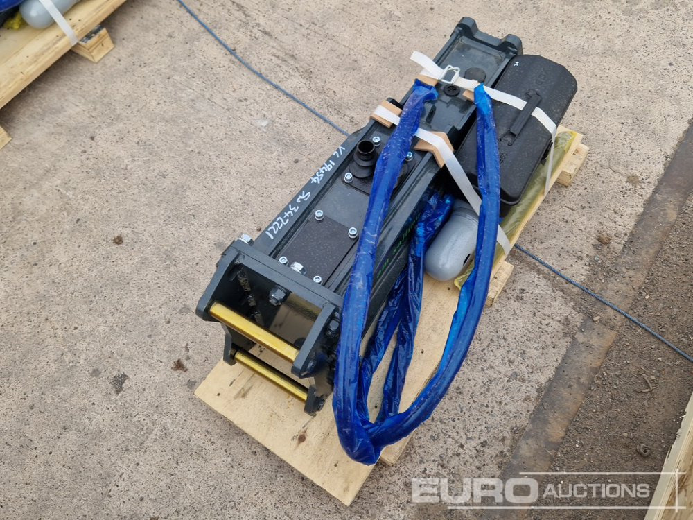 Unused 2025 Sailing 45 Hydraulic Breaker 30mm Pin to suit Mini Excavator - Hydraulic hammer: picture 5 Unused 2025 Sailing 45 Hydraulic Breaker 30mm Pin to suit Mini Excavator - Hydraulic hammer: picture 5