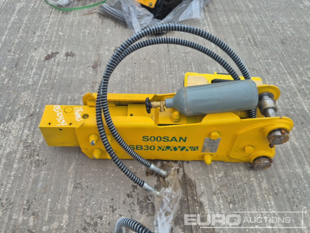 Unused 2025 Soosan SB30 - Hydraulic hammer: picture 2 Unused 2025 Soosan SB30 - Hydraulic hammer: picture 2