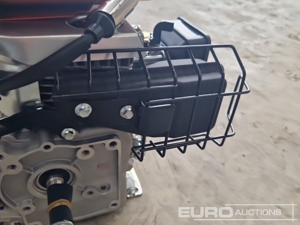 Engine Unused Daewoo PR152F 1.5HP Petrol Engine: picture 12