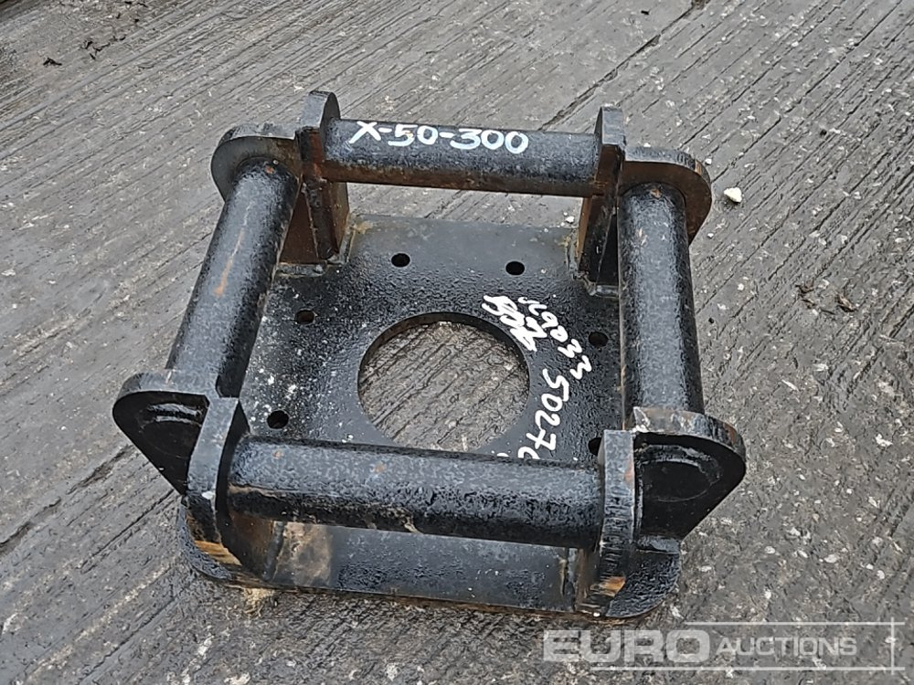Unused Headstock 50mm Pin to suit 6-8 Ton Excavator - Hydraulic hammer: picture 4 Unused Headstock 50mm Pin to suit 6-8 Ton Excavator - Hydraulic hammer: picture 4
