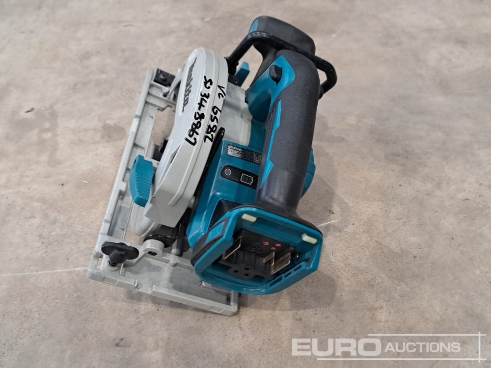 Unused Makita 18v XSS02 Circlar Saw (Body Only) - Construction equipment: picture 2 Unused Makita 18v XSS02 Circlar Saw (Body Only) - Construction equipment: picture 2