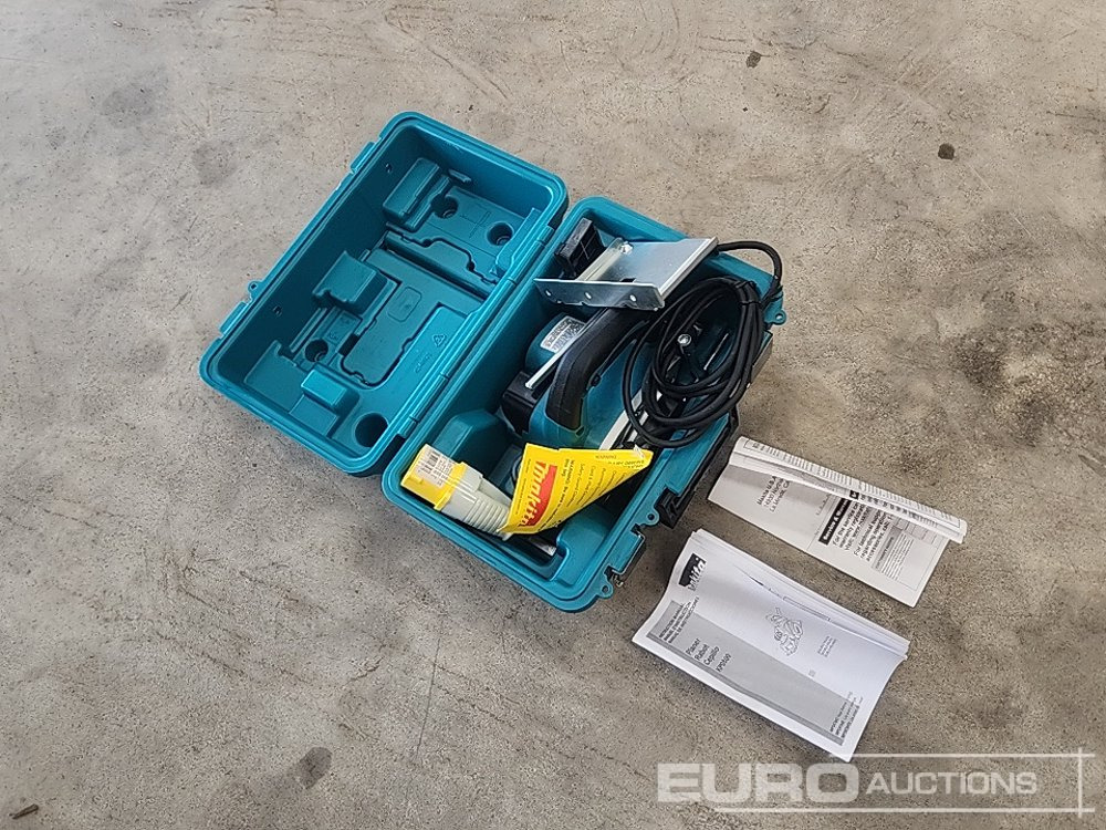Unused Makita KP0800 110v Planer - Construction equipment: picture 4 Unused Makita KP0800 110v Planer - Construction equipment: picture 4