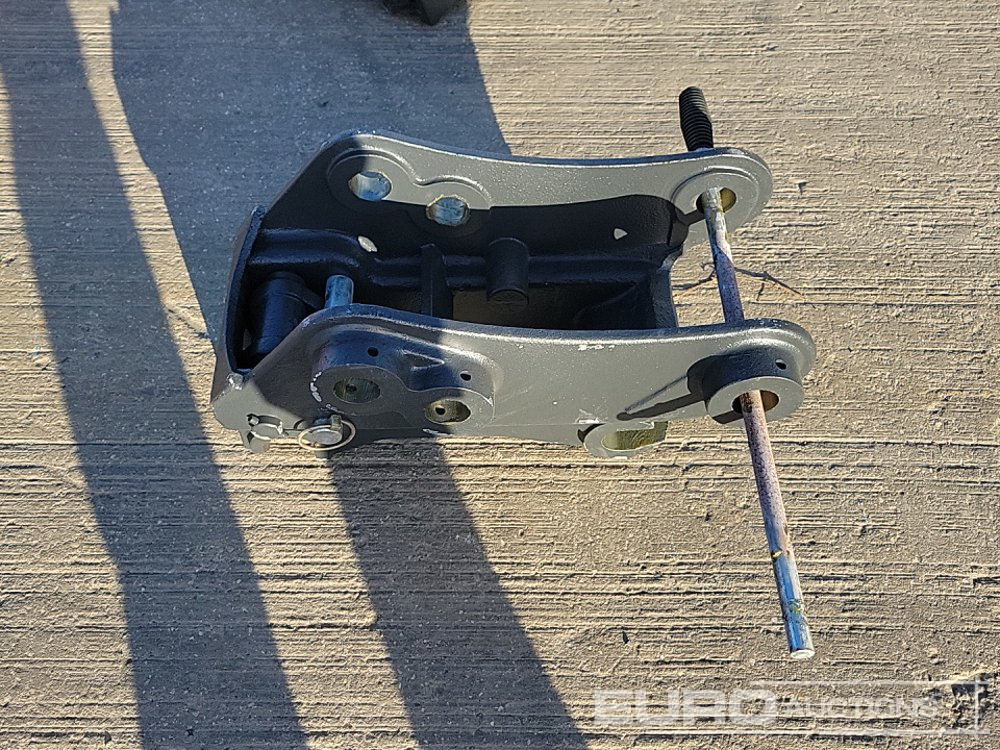 Unused Miller QH 45mm Pin to suit 4-6 Ton Excavator - Quick coupler: picture 2 Unused Miller QH 45mm Pin to suit 4-6 Ton Excavator - Quick coupler: picture 2