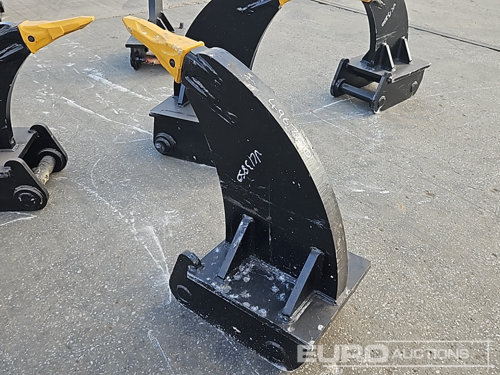 Unused Ripper 65mm Pin to suit 13 Ton Excavator - Bucket: picture 3 Unused Ripper 65mm Pin to suit 13 Ton Excavator - Bucket: picture 3