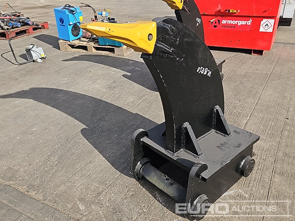 Unused Ripper 80mm Pin to suit 20 Ton Excavator - Bucket: picture 1 Unused Ripper 80mm Pin to suit 20 Ton Excavator - Bucket: picture 1