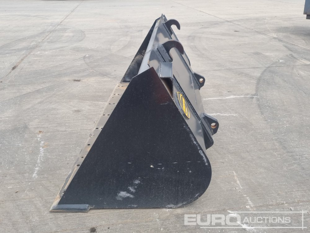Unused Strickland 90" Loading Bucket to suit JCB Telehandler - Bucket: picture 2 Unused Strickland 90" Loading Bucket to suit JCB Telehandler - Bucket: picture 2