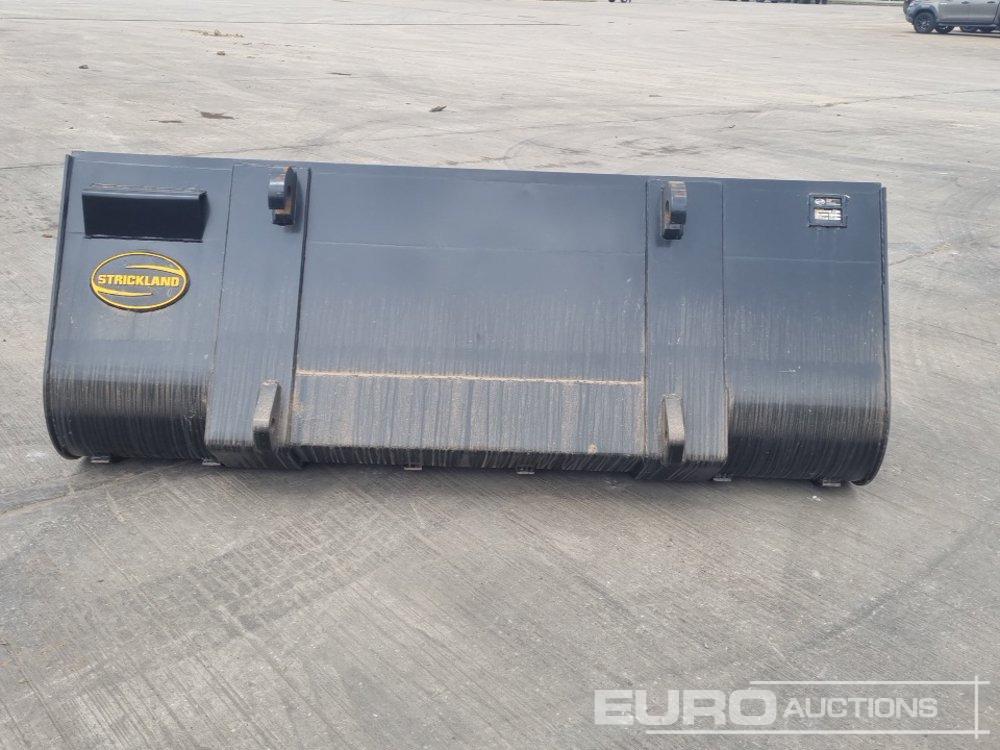 Unused Strickland 90" Loading Bucket to suit JCB Telehandler - Bucket: picture 4 Unused Strickland 90" Loading Bucket to suit JCB Telehandler - Bucket: picture 4