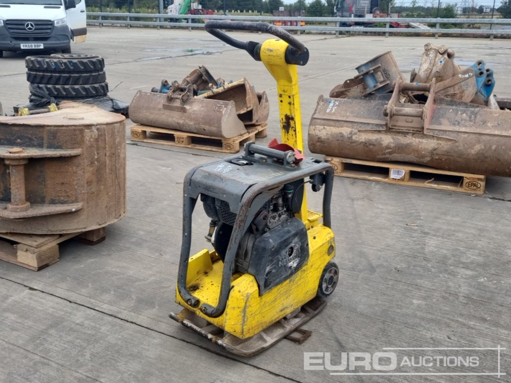 Wacker Neuson Diesel Compaction Plate - Asphalt machine: picture 1 Wacker Neuson Diesel Compaction Plate - Asphalt machine: picture 1