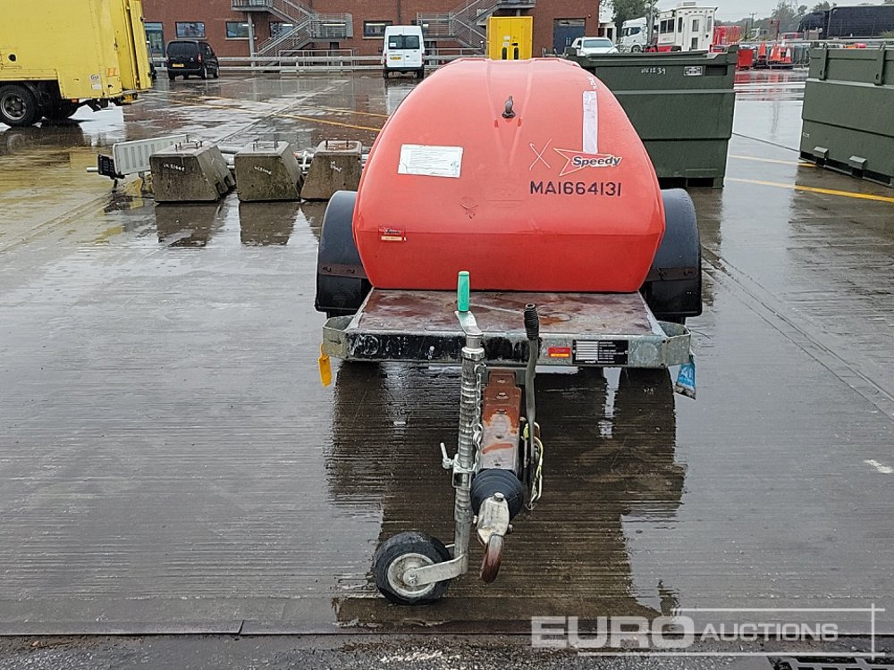 Storage tank Western Single Axle Plastic Water Bowser: picture 8