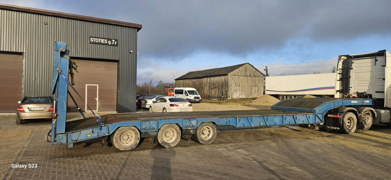 Andover - Low loader semi-trailer: picture 2 Andover - Low loader semi-trailer: picture 2