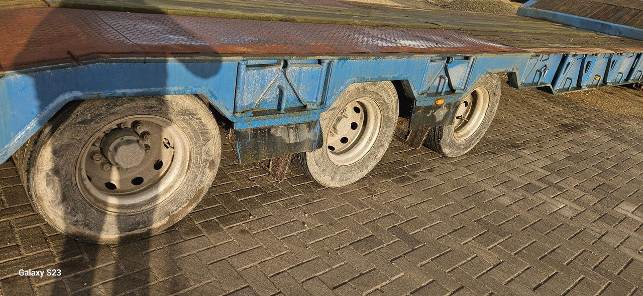 Andover - Low loader semi-trailer: picture 3 Andover - Low loader semi-trailer: picture 3