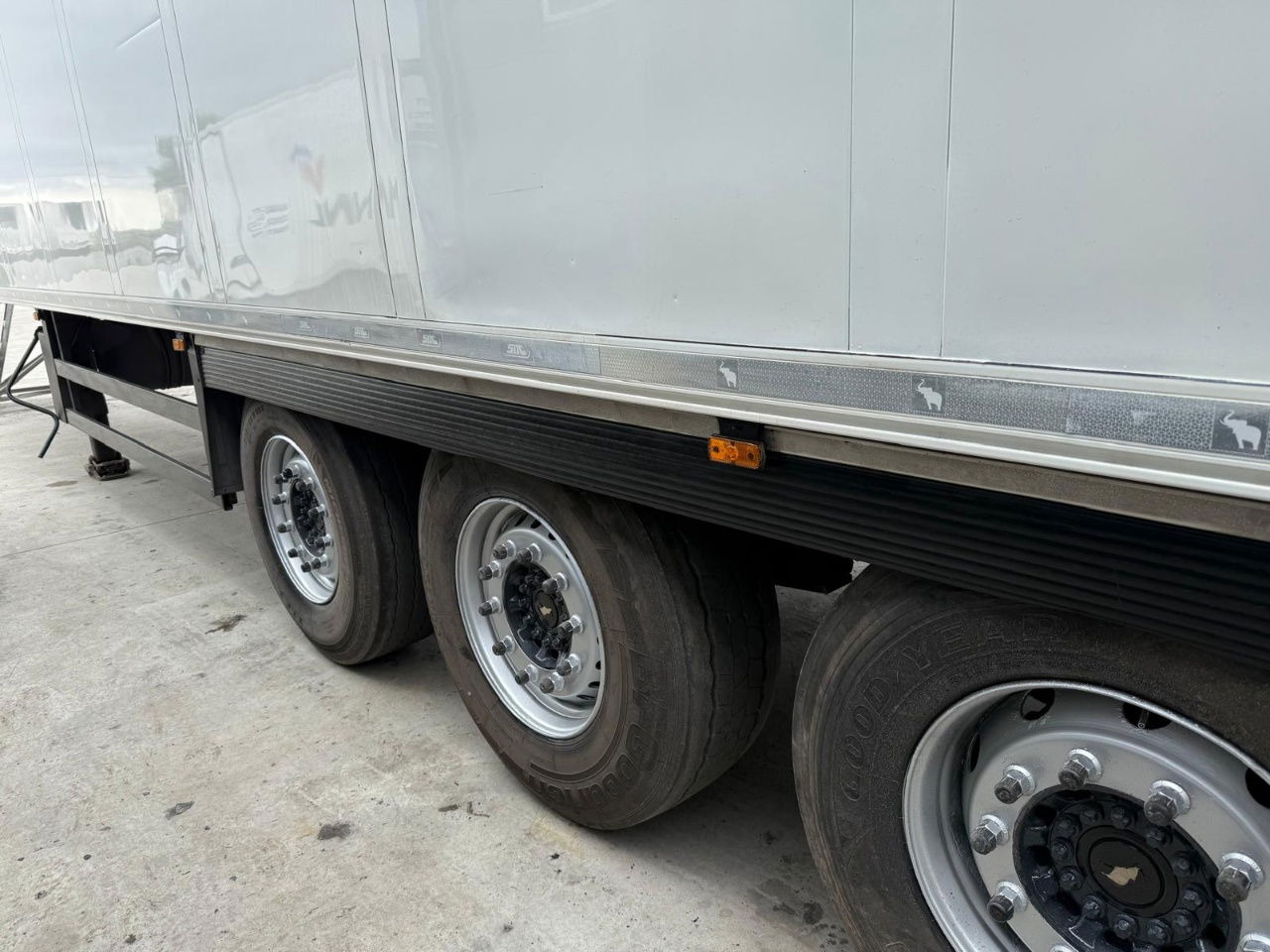 Schmitz Cargobull - Refrigerator semi-trailer: picture 5 Schmitz Cargobull - Refrigerator semi-trailer: picture 5