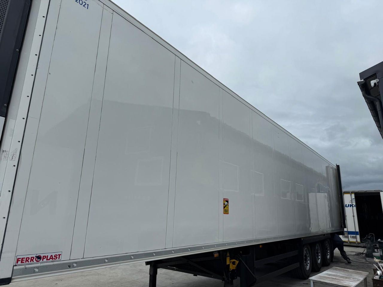 Schmitz Cargobull - Refrigerator semi-trailer: picture 4 Schmitz Cargobull - Refrigerator semi-trailer: picture 4