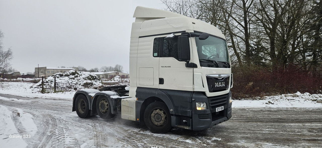 MAN TGX 26.460 - Tractor unit: picture 2 MAN TGX 26.460 - Tractor unit: picture 2