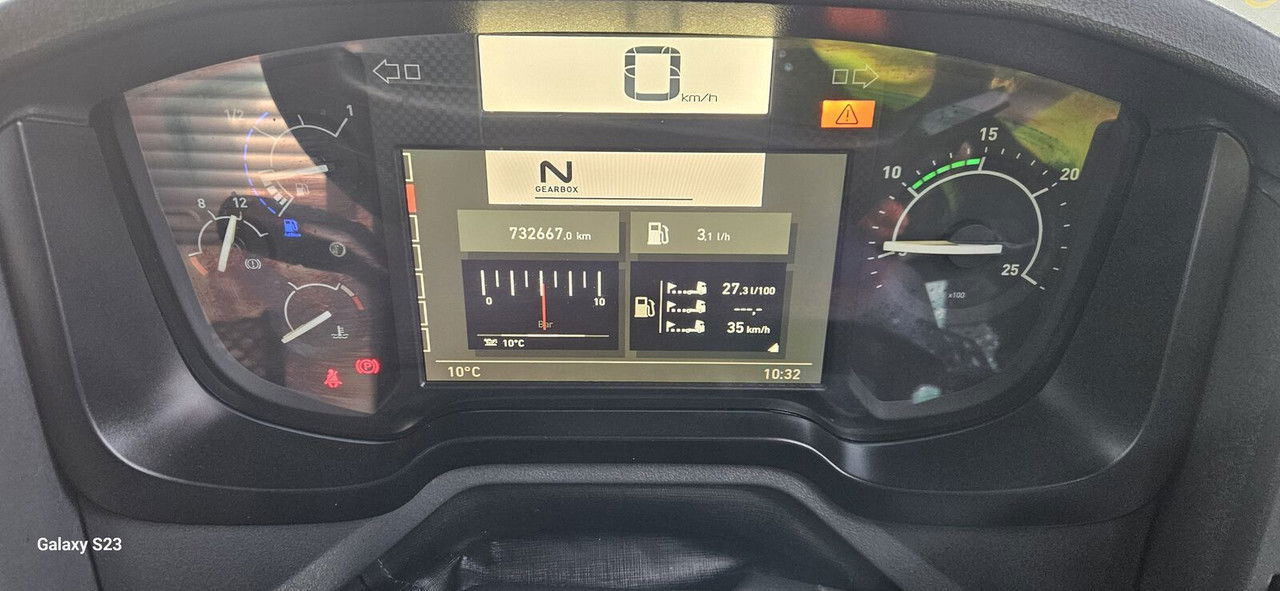 Renault T460 - Tractor unit: picture 4 Renault T460 - Tractor unit: picture 4