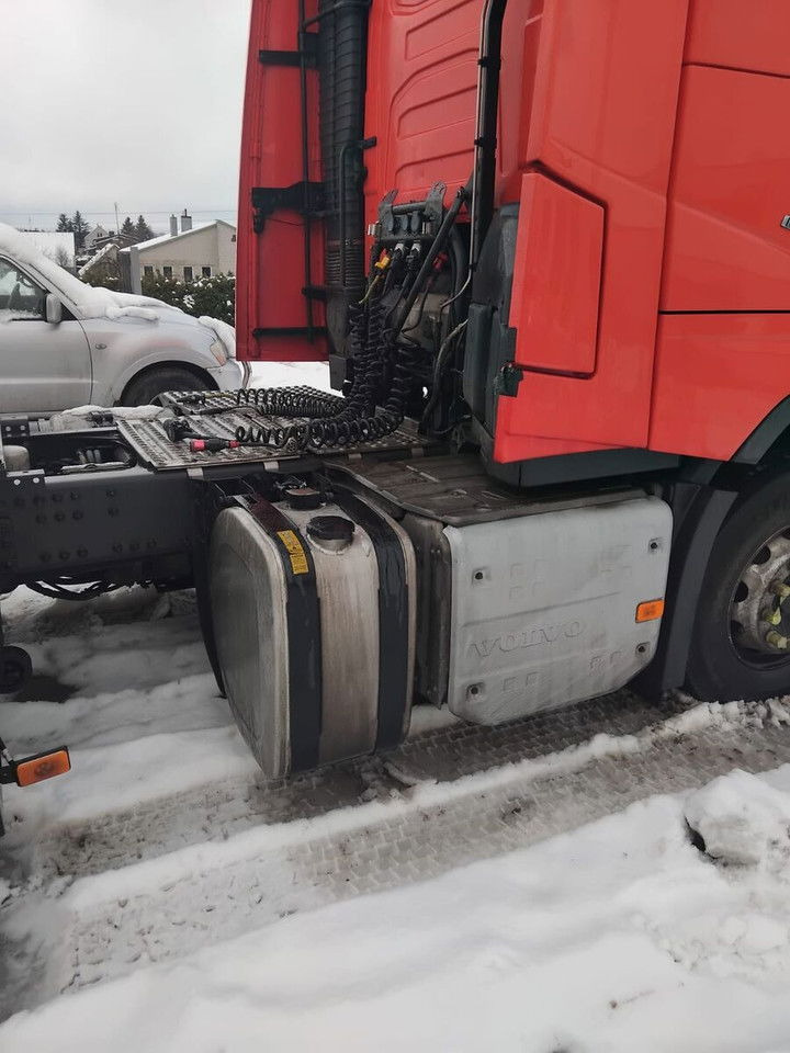 Volvo FH 460 LNG - Tractor unit: picture 5 Volvo FH 460 LNG - Tractor unit: picture 5