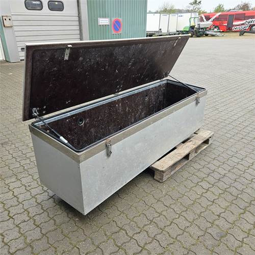 ABC Materialeskab til ladbil - Cab and interior for Truck: picture 1 ABC Materialeskab til ladbil - Cab and interior for Truck: picture 1