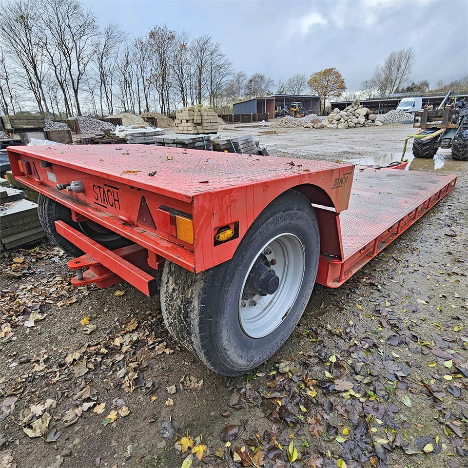 ABC Stach Agro - Model MT154 - Low loader trailer: picture 3 ABC Stach Agro - Model MT154 - Low loader trailer: picture 3